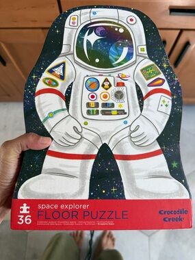 Crocodile Creek Space Explorer 36-Piece Floor Puzzle - White & Black Astronaut
